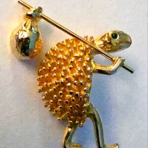 Vintage Jeanne Signed Turtle Tortoise Hobo  Brooch Pin